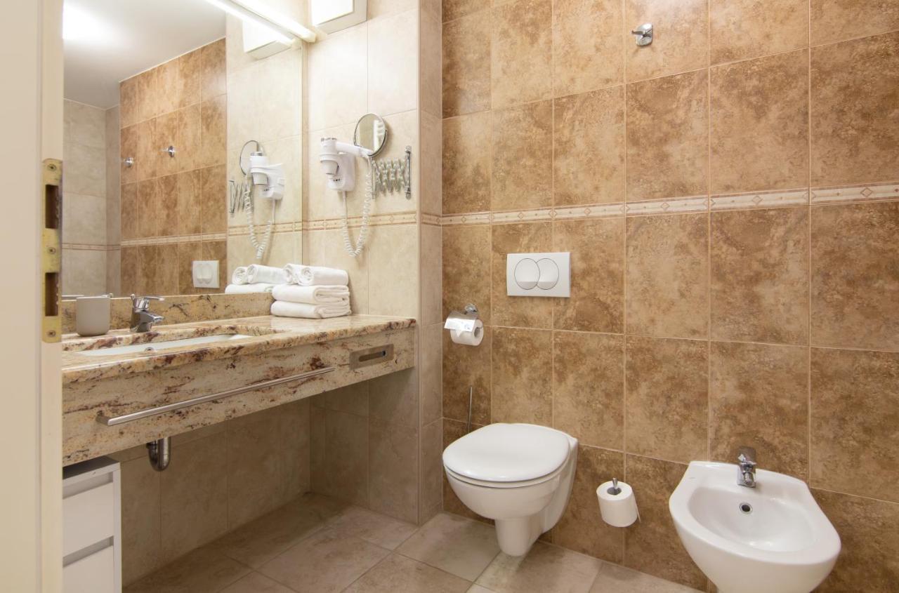 Residence Marina Rose M Apartment By Locap Group Portoroz Ngoại thất bức ảnh